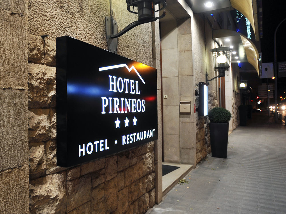 Hotel Pirineos Figueres  Ngoại thất bức ảnh